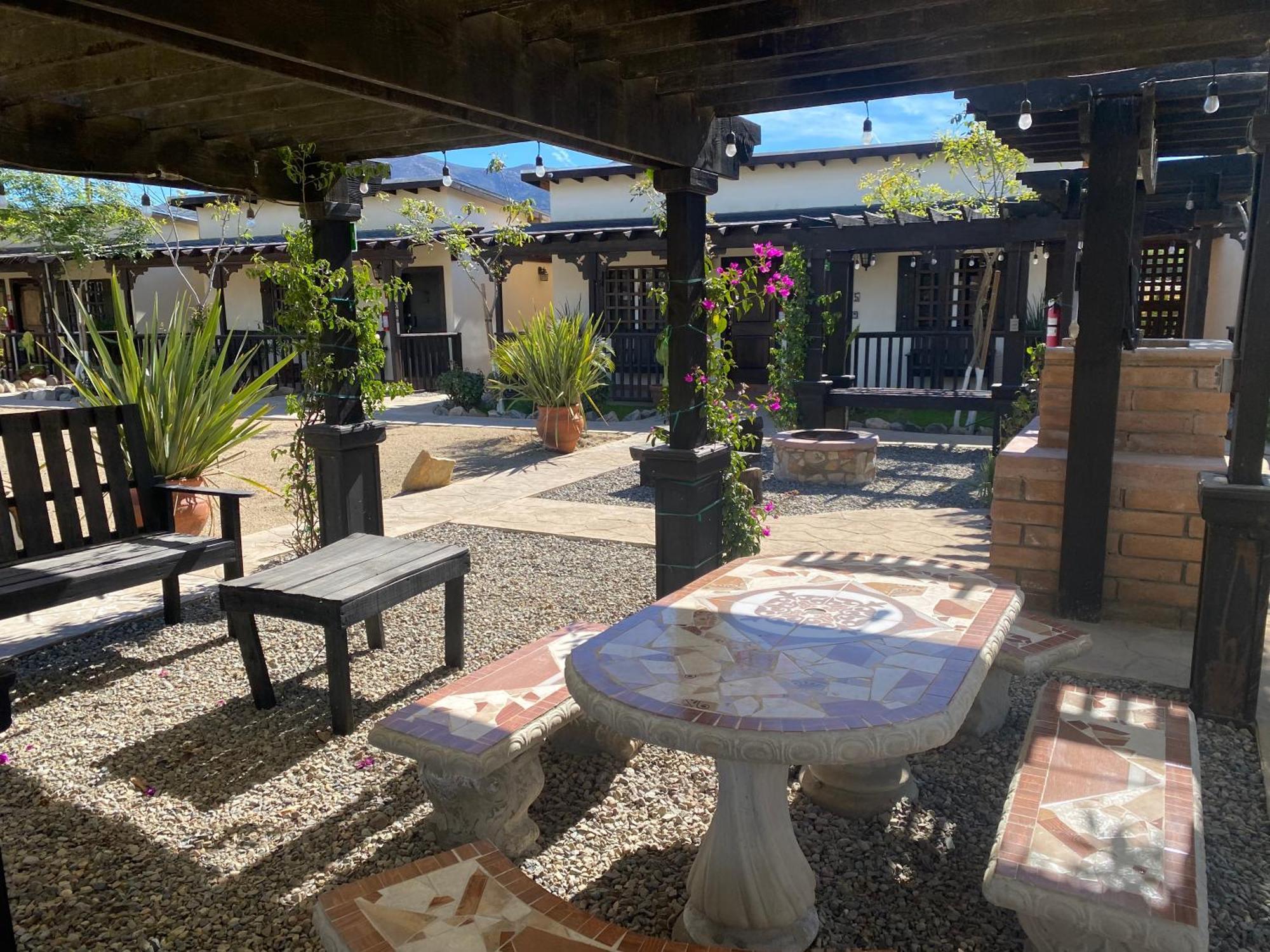 Estancita Elena Hotell Valle de Guadalupe Exteriör bild