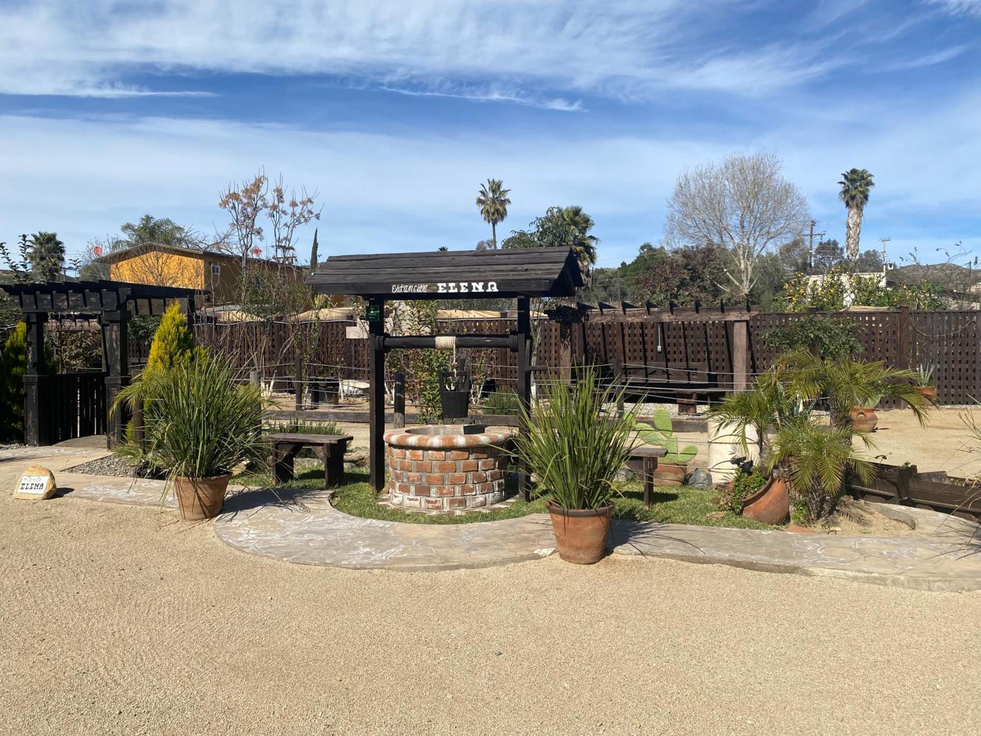 Estancita Elena Hotell Valle de Guadalupe Exteriör bild